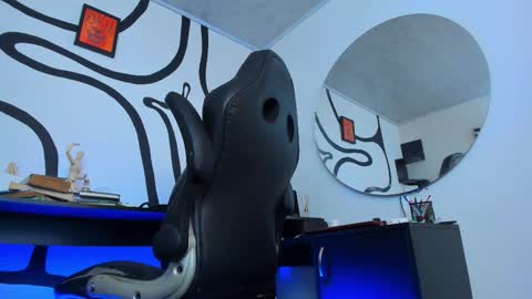 Andrs   -                   online show from December 4, 1:49 am