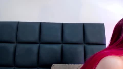 Andra Cyrus online show from November 26, 2:25 pm