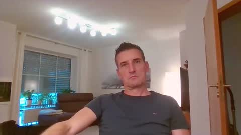 Name online show from October 19, 3:06 pm