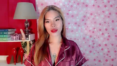 andrea06121998 online show from October 30, 5:13 pm