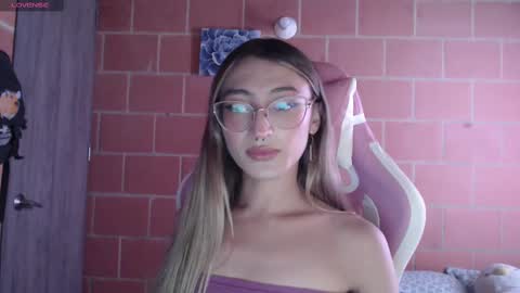 Andrea  online show from October 18, 3:05 pm