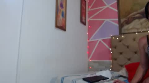 Snapshot of andrea_ospina1 chatting on March 10, 8:45 pm andrea ospina1 online show from March 10, 8:45 pm