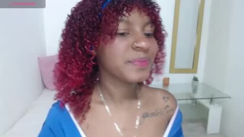 andrea_velary online show from May 14, 7:45 pm