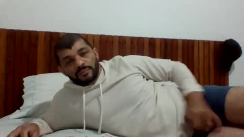 Snapshot of andreloko123 chatting on October 9, 2:28 am andreloko123 online show from October 9, 2:28 am