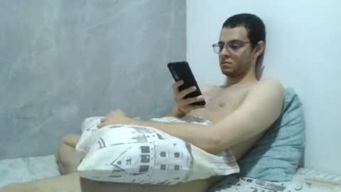 andres129494 online show from March 30, 2:22 am