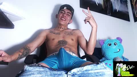 Andrs   o online show from March 28, 8:27 am