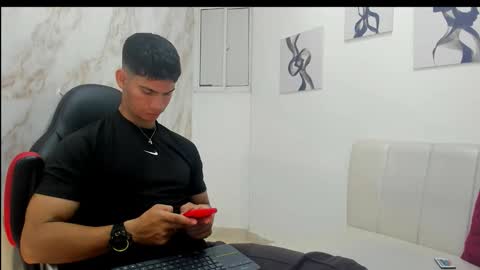 andres_stud online show from October 11, 4:28 am