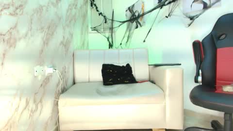 andres_stud online show from November 1, 4:44 am