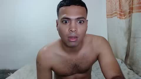 Snapshot of andresfern chatting on October 11, 12:15 am ANDRES online show from October 11, 12:15 am