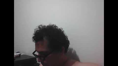 Snapshot of andresfloga chatting on September 10, 4:02 am andresfloga online show from September 10, 4:02 am