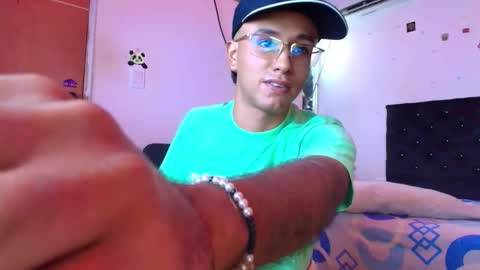 andreswhite_shotoflust online show from May 9, 8:04 pm
