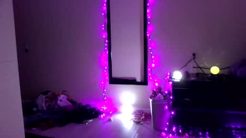 Snapshot of andrewgennie chatting on January 13, 1:34 am andrewgennie online show from January 13, 1:34 am