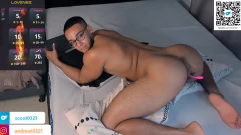 Snapshot of andrewl0321 chatting on September 20, 8:56 pm Follow me in Fansly     online show from September 20, 8:56 pm