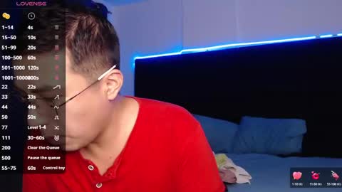 andrewmhilton_ online show from March 4, 11:00 pm