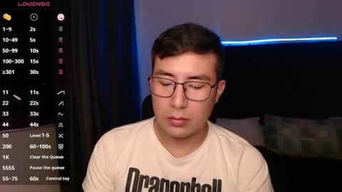 andrewmhilton_ online show from September 22, 6:39 am