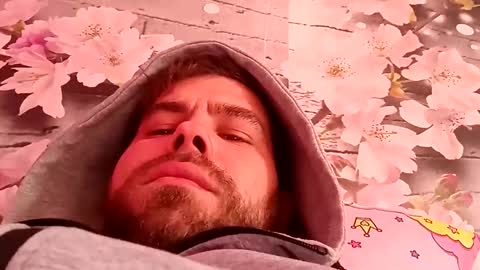 Snapshot of andrey21q chatting on October 21, 8:30 am andrey21q online show from October 21, 8:30 am