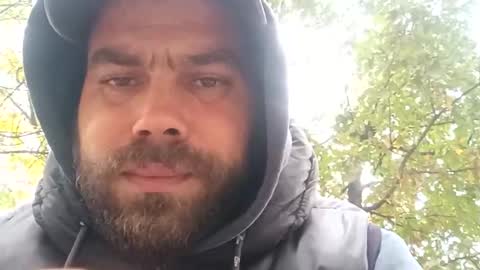 Snapshot of andrey21q chatting on October 16, 7:52 am andrey21q online show from October 16, 7:52 am