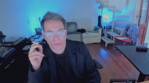 Andrew online show from August 2, 7:48 pm
