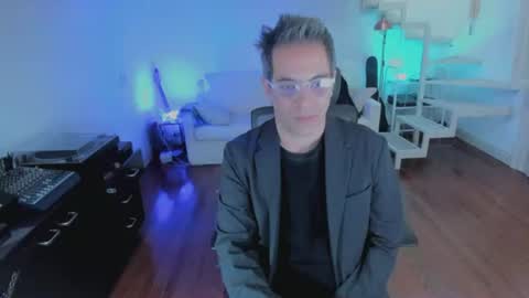 Andrew online show from June 28, 4:52 am