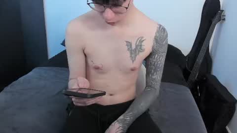 twx Andy twink3 online show from June 20, 9:54 pm