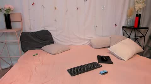 Mandy and Andy online show from January 13, 3:14 am