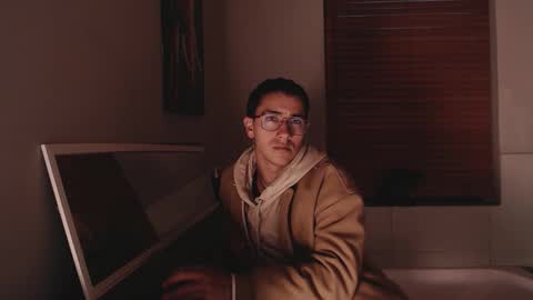 Andy Joy  online show from December 15, 11:17 am