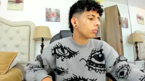 andyxibrat online show from May 20, 12:00 pm