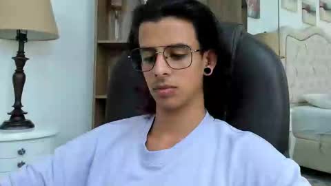 andyxibrat online show from February 21, 7:50 pm