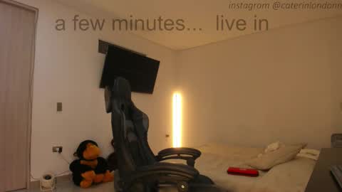      online show from September 12, 3:19 am