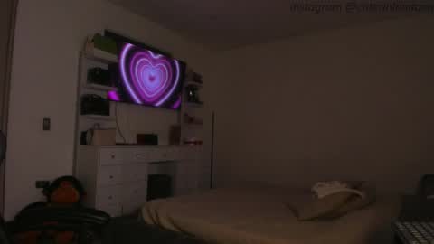      online show from September 17, 1:53 am