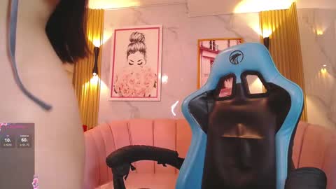 angel09 a online show from November 27, 2:14 pm