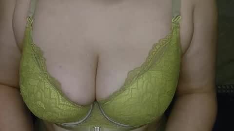 Angel coco online show from December 17, 4:36 pm