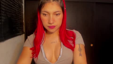 Angie indepent model online show from December 18, 11:51 pm
