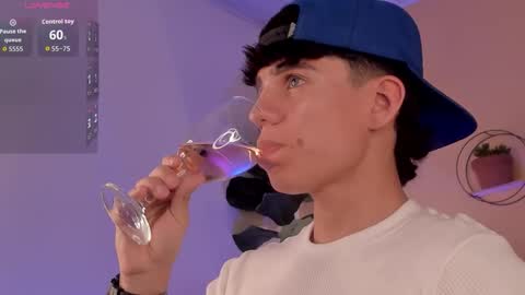 Angel online show from February 21, 8:34 pm