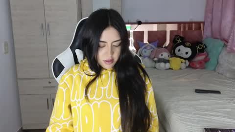 angeline online show from December 2, 3:19 am