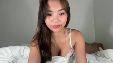 angel_petite07 online show from May 15, 10:56 am