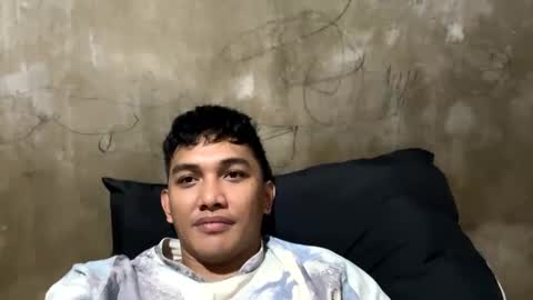 Snapshot of angel_rafael chatting on December 7, 8:05 am angel_rafael online show from December 7, 8:05 am