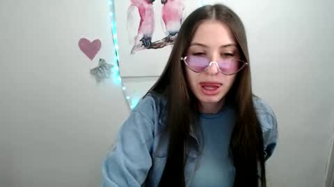 angel_silenia online show from January 11, 11:38 am