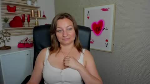 Angela online show from July 16, 10:40 am