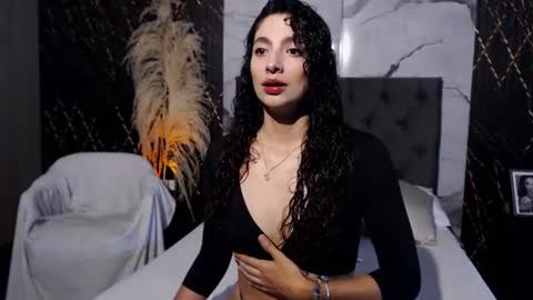 Angel Bells online show from August 3, 8:48 pm