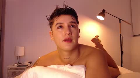 Angel online show from October 28, 11:39 pm