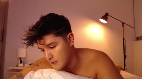 Angel online show from November 2, 12:32 am