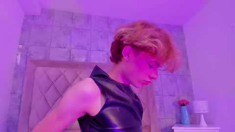 Angel Doll online show from March 14, 5:00 am