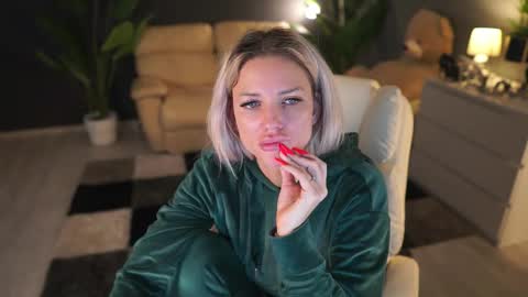 annita online show from February 11, 1:48 pm