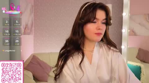 Emma online show from September 25, 1:45 am