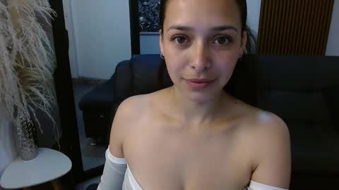 angeline_davies online show from March 6, 2:29 pm
