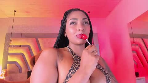 Angeline Heet online show from May 16, 3:58 am
