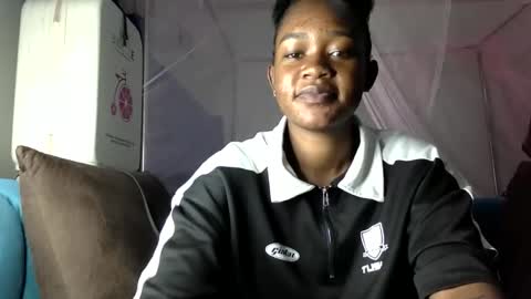 angelkyla online show from November 16, 5:31 am