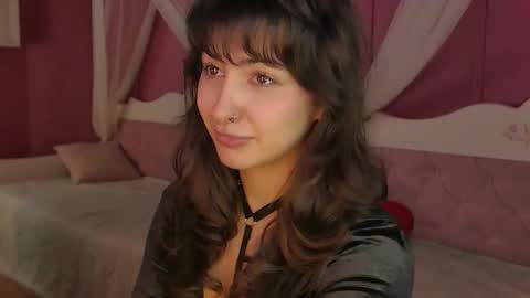 angellacox online show from March 13, 6:16 am