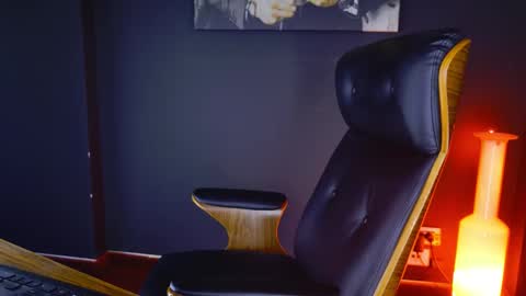 Snapshot of angeloeric chatting on February 13, 1:26 pm BlackWolf online show from February 13, 1:26 pm